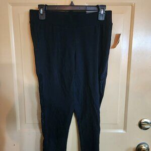 Torrid- Black Lace inset legging